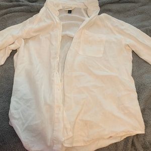 White blazer- looks elegant and classy tucked in with jeans!!